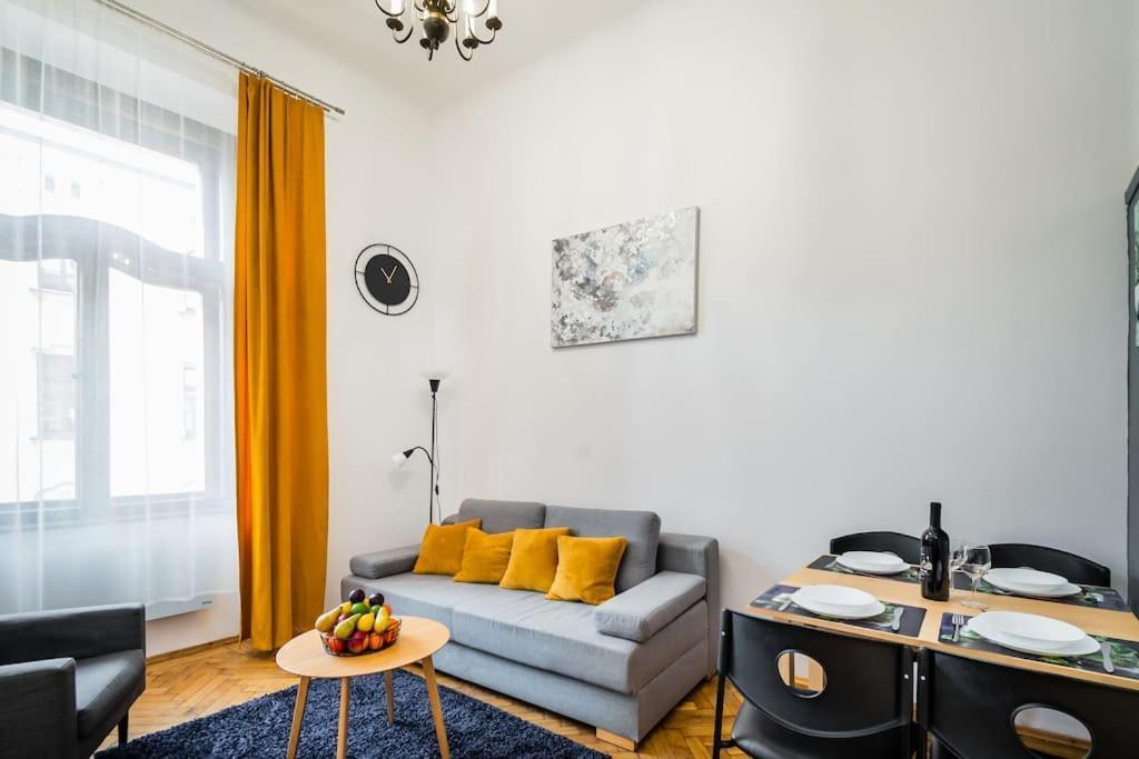 Royal City Apartment 40 M2 Краків Екстер'єр фото