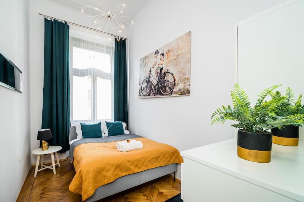 Royal City Apartment 40 M2 Краків Екстер'єр фото